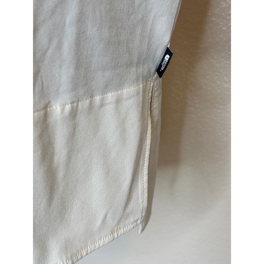 The North Face Womens XL White Sleeveless Tank Top Scoop Neck Activewear Shell - Picture 2 of 8